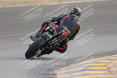 media/Dec-17-2022-SoCal Trackdays (Sat) [[224abd9271]]/Turn 10 Backside (120pm)/